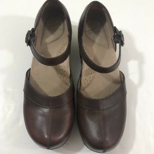 Dark brown leather Danskos